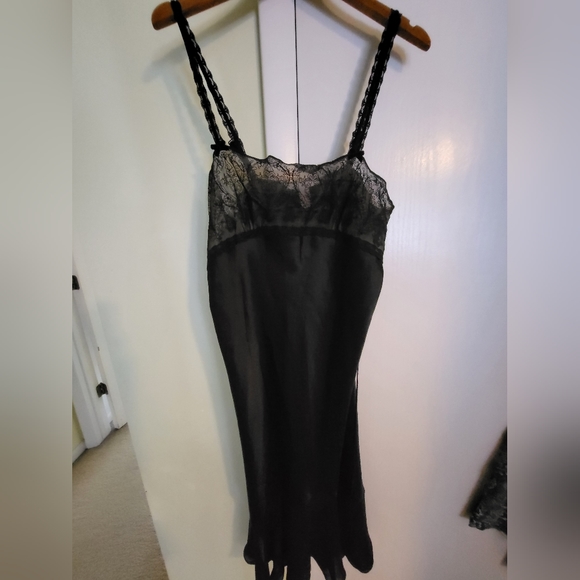 Oscar de la Renta Sleepwear Other - Oscar de la Renta Sleepwear Pink Label Black Chemise Sz XL